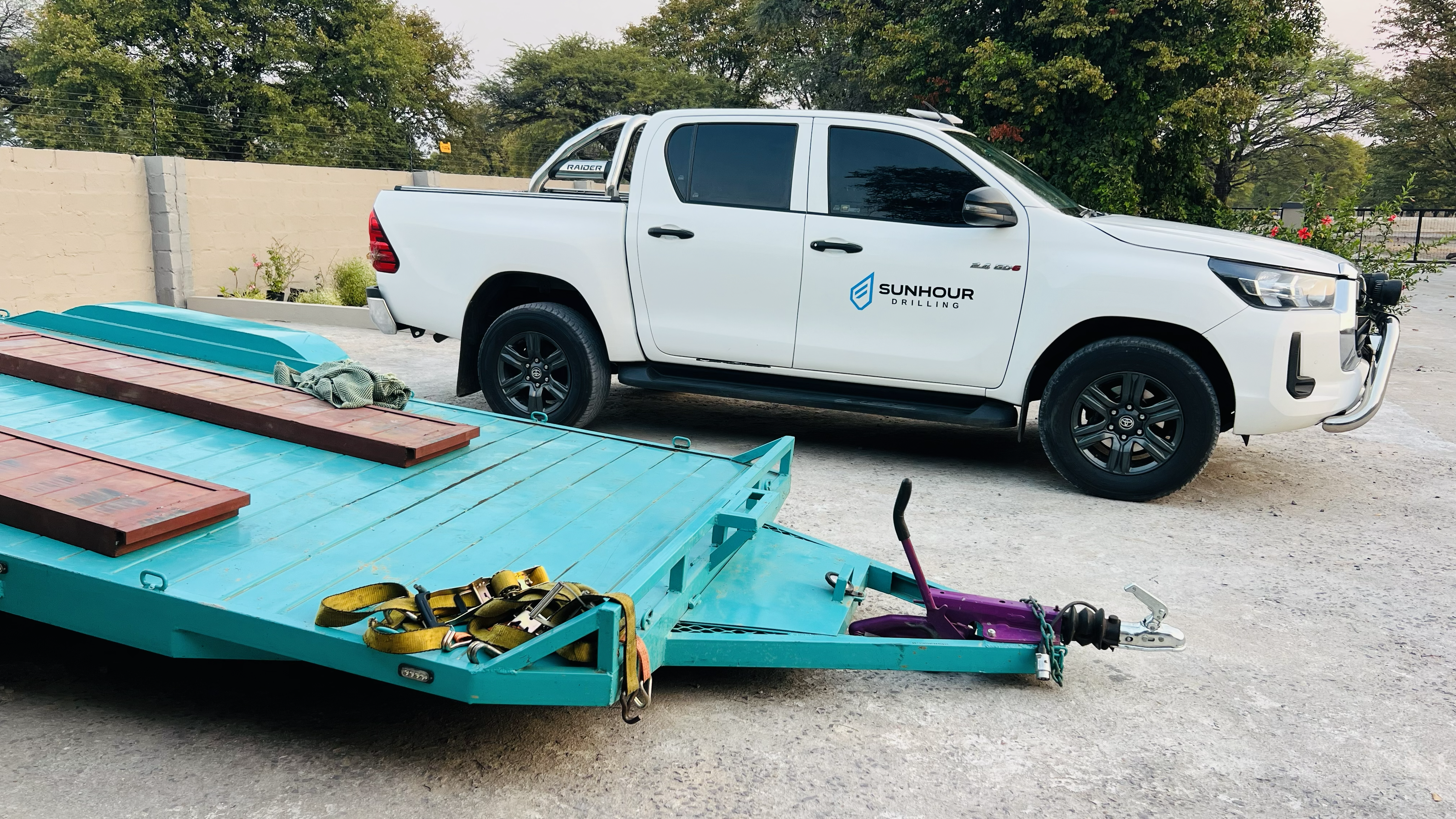 Support fleet vehicle on a remote drill site